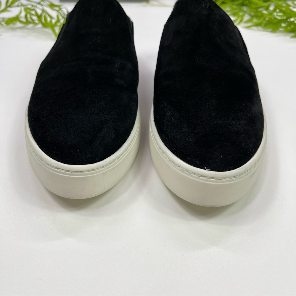 Vince 9,5 M Garvey Slip-On Sneaker - Picture 16 of 16
